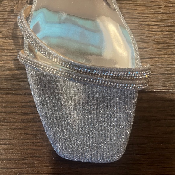 NWOT Badgley Mischka Women's Ultra Kitten Heel Sandal Heeled;Size 9.5 - Picture 4 of 9